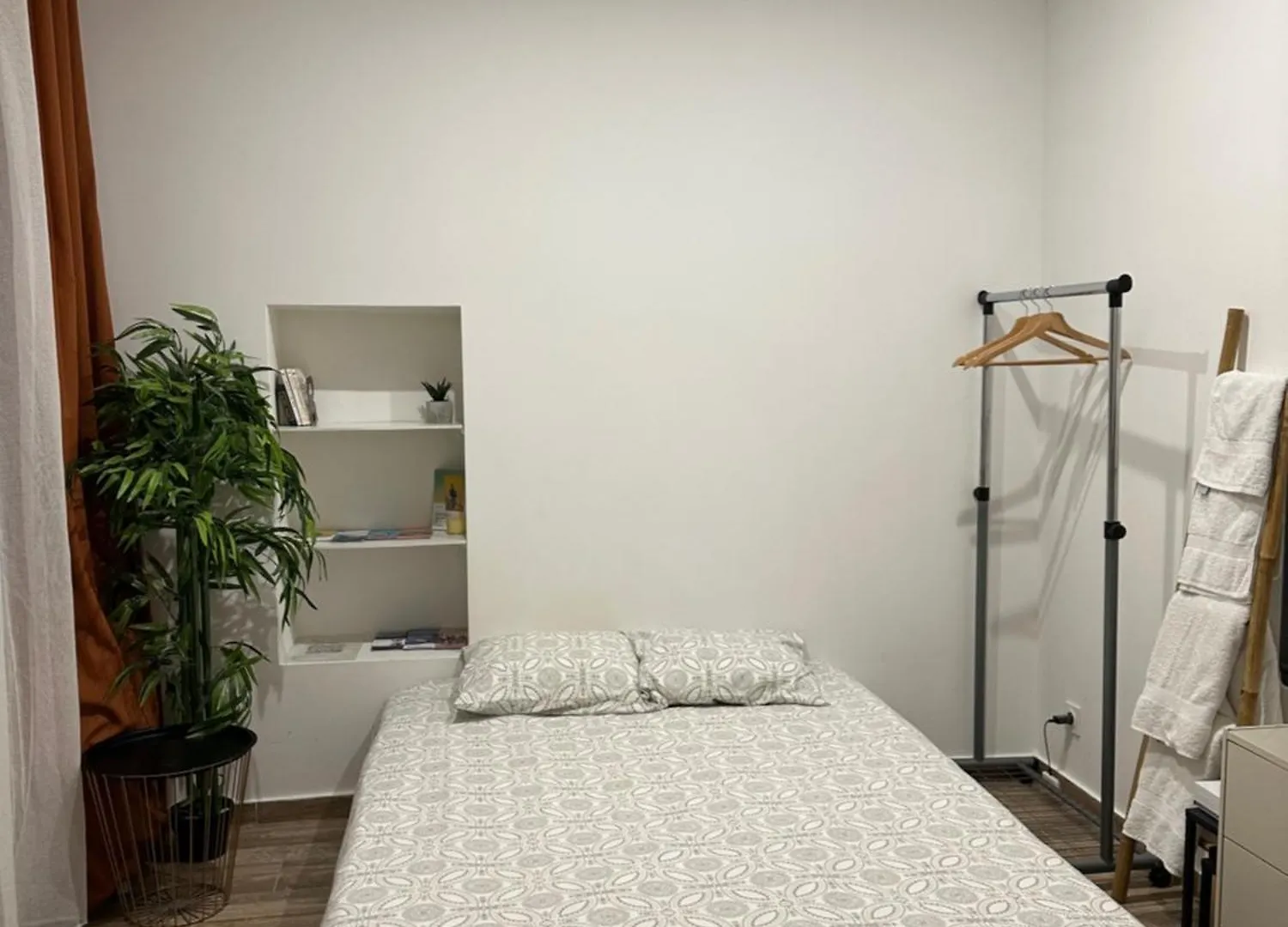 Apartment Cosy Studio Vieux Nice A 2 Pas De La Mer